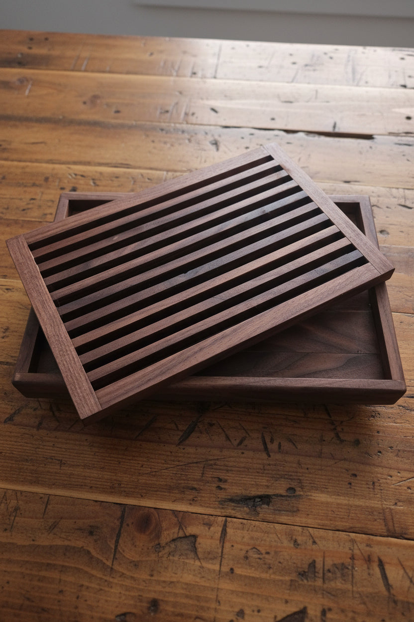 Bread cutting board